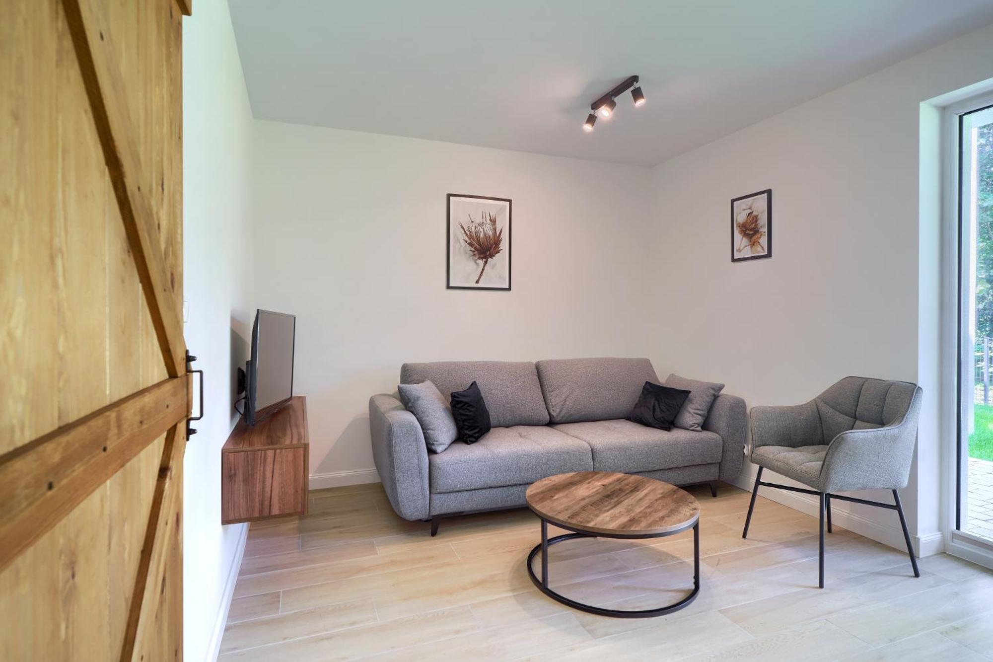 Apartamenty 7 Dębów Pleśna Exterior foto